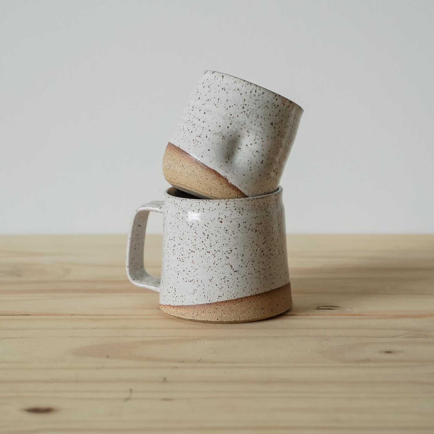 Mini-Barrel Mug - Speckled White